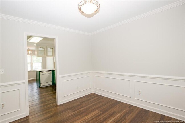 Building Photo - 184 Olde Farm Rd