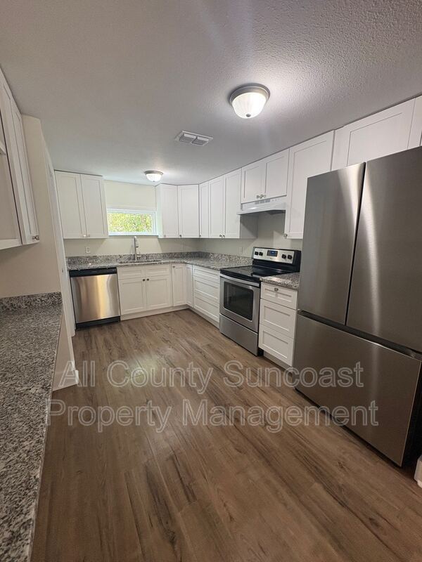 Building Photo - 265 Bowman St