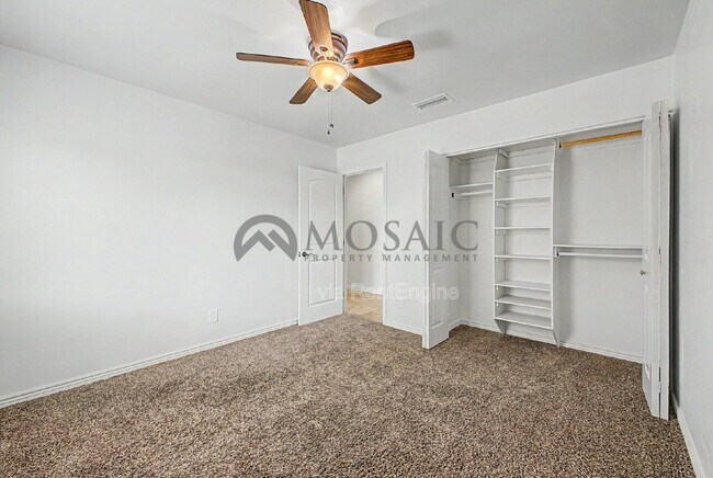 Building Photo - 4526 W Jupiter Way