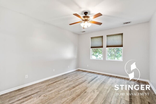 Building Photo - 46 Cedar Creek Cir