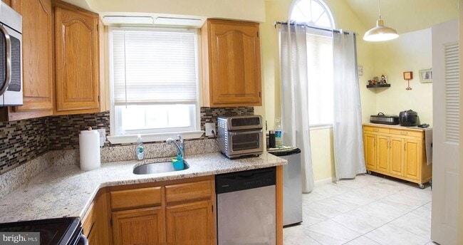 Building Photo - 1132 Chanticleer
