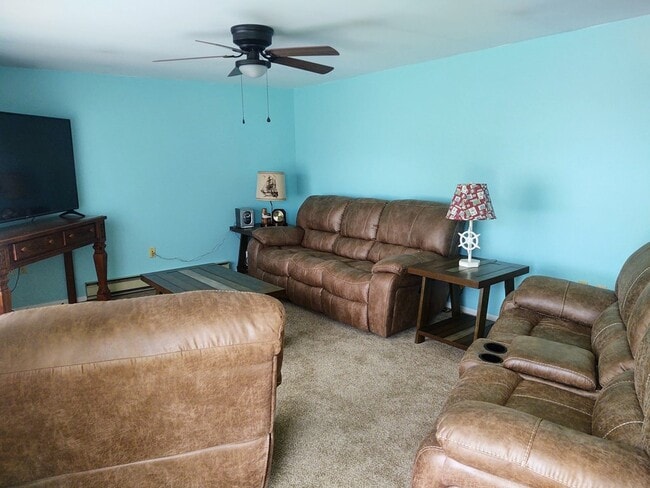Building Photo - 30007 Killmon Ln