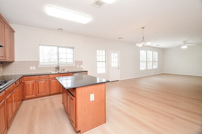 Building Photo - 21534 Tallow Grove Ln