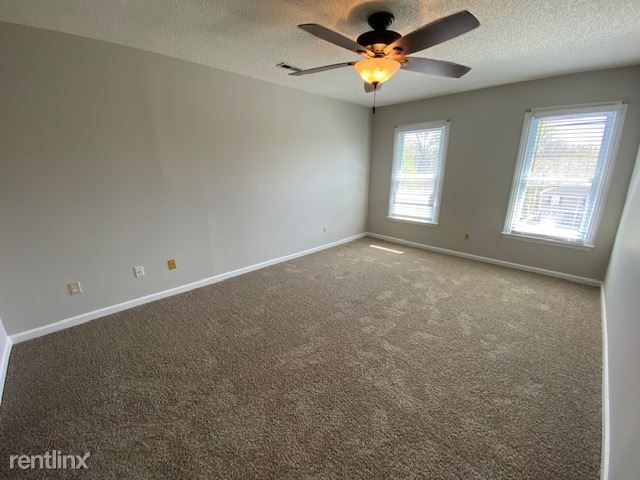 Building Photo - 4 br, 2.5 bath House - 7 Woodlea Ridge Ct