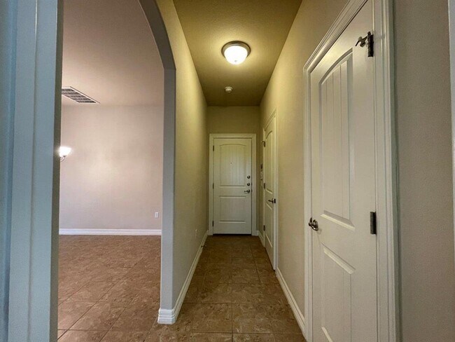 Building Photo - 6505 Alleyton Dr