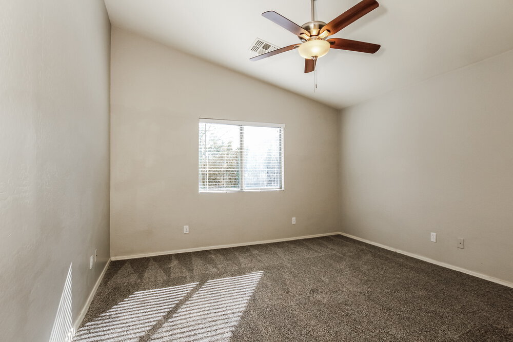 Building Photo - 3329 W Wayland Dr