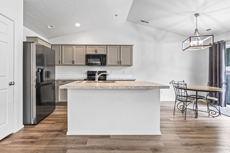 Building Photo - 11645 Virginia Pkwy