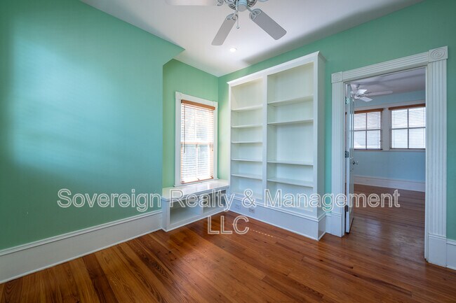 Building Photo - 765 Woodland Ave SE
