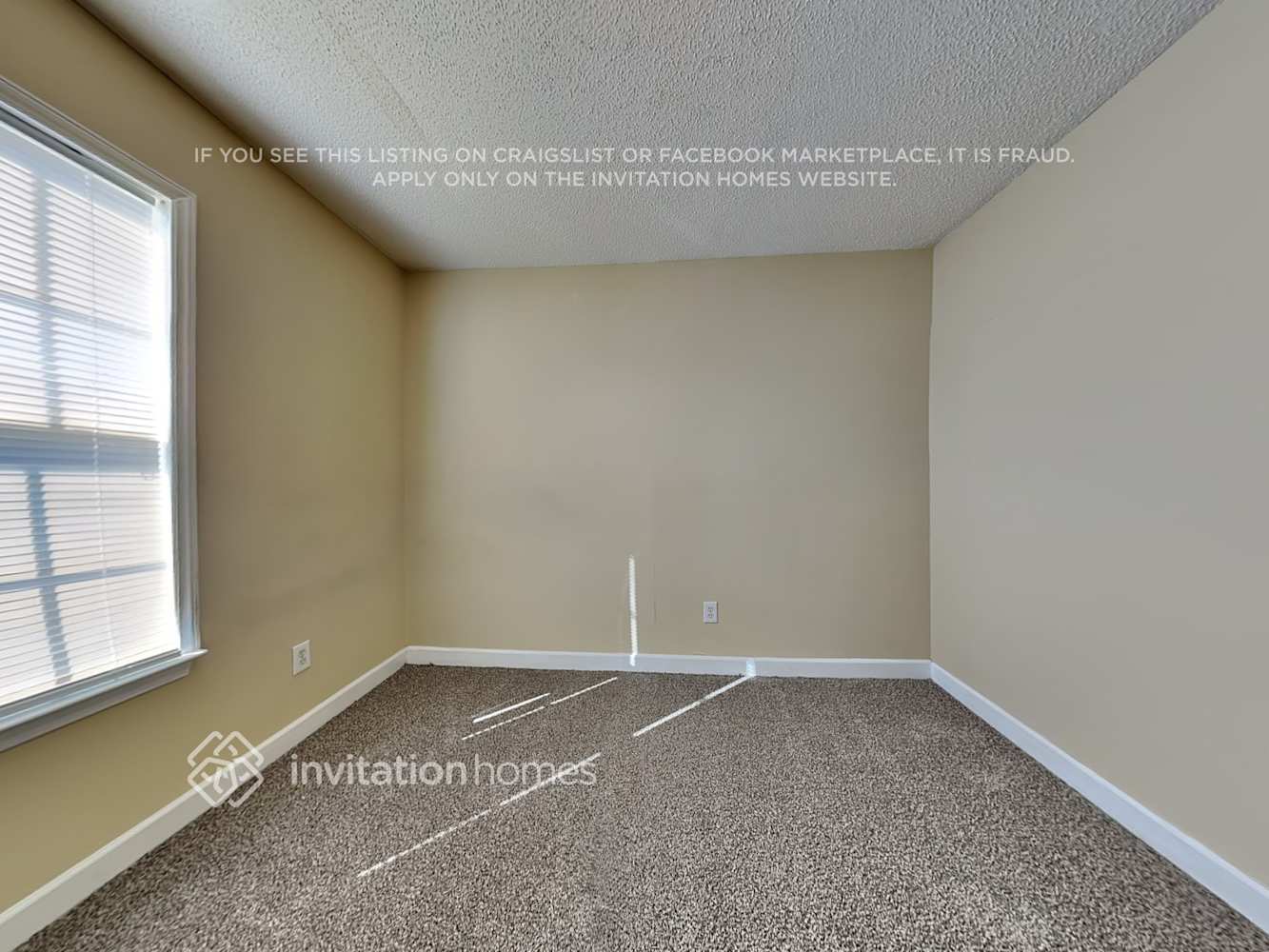 Building Photo - 1460 Summer Coach Dr