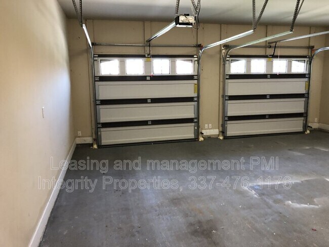 Building Photo - 103 Wood Moss Wy