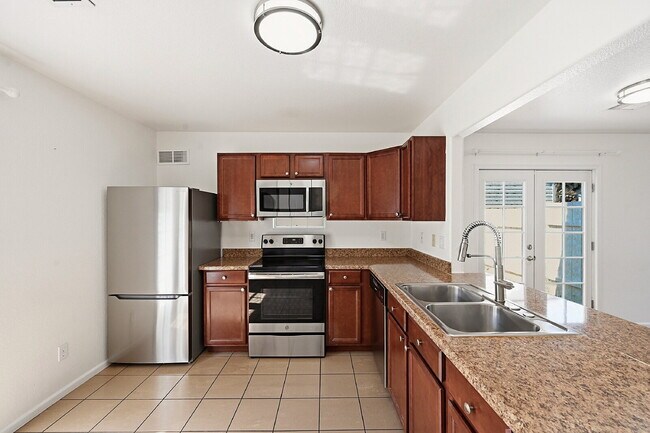 Building Photo - $2,345.95 with $1000 off the first month's rent, 3 Beds - 1 Bath, Single Family Home in Denver wi...