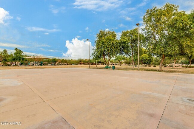 Building Photo - 1345 W Musket Way