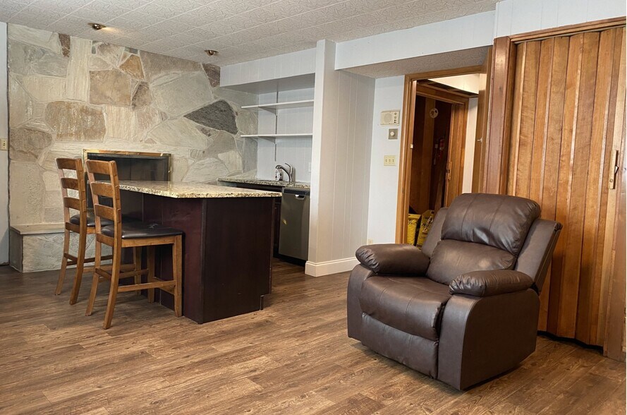 Building Photo - 2497 S 450 E