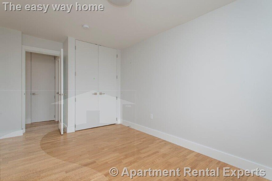 Building Photo - 334 Harvard St