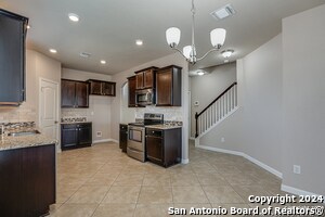 Building Photo - 2307 Clover Ridge