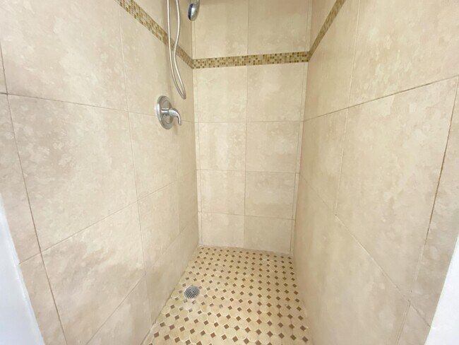 Building Photo - 255 SW 7th St