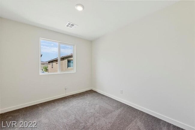 Building Photo - Henderson three bedroom with attached garage!