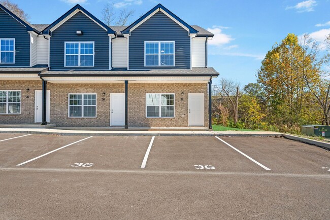 Building Photo - 37 Highland Blf Wy
