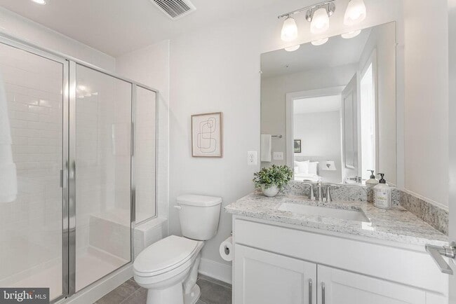 Building Photo - 12742 Verdant Wy