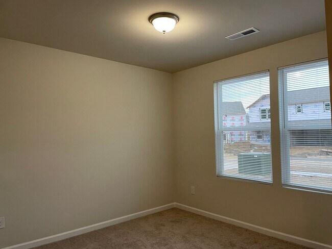 Building Photo - 4BR Ranch in Salisbury