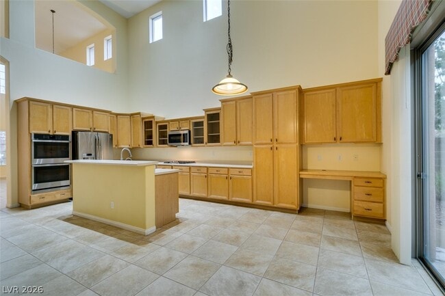 Building Photo - 10800 Canisteo St