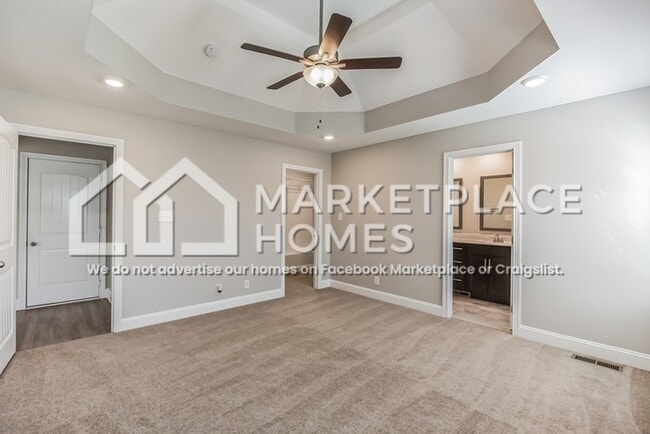 Building Photo - 534 Somerset Ln