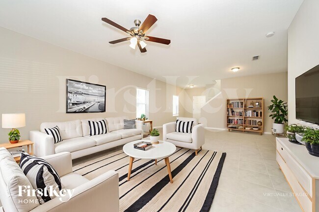 Building Photo - 75408 Fox Cross Ave