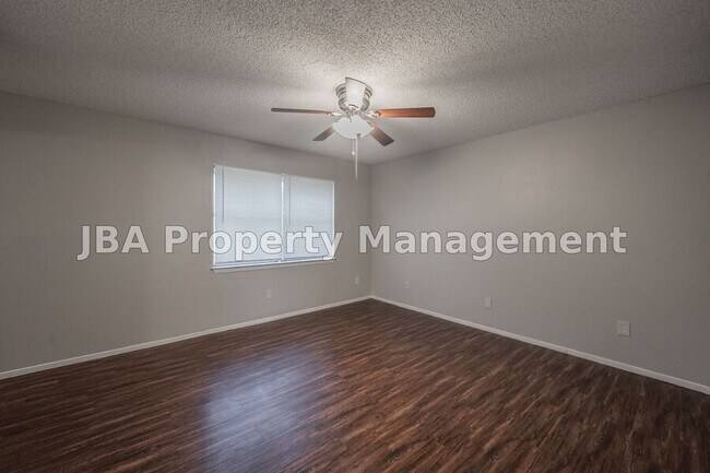 Building Photo - 1770 Farleigh Ct
