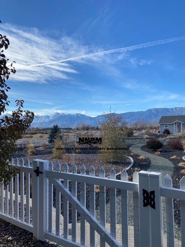 Building Photo - Beautiful Minden Home - Stephanie Lane Area