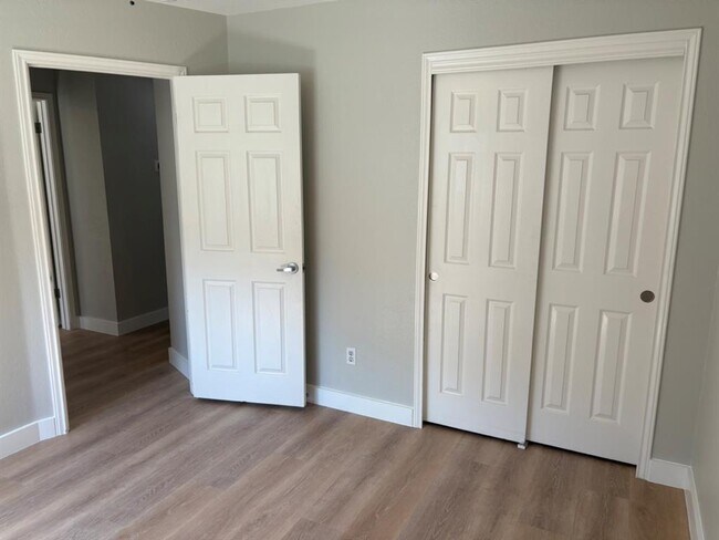 Building Photo - 1207 Shaun Dr