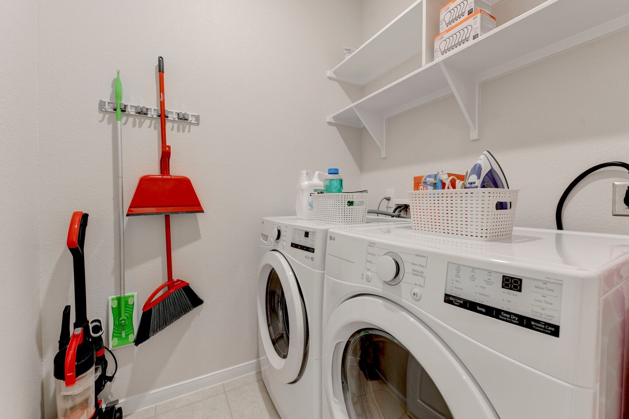 Building Photo - 3703 McCleland Crk Trl