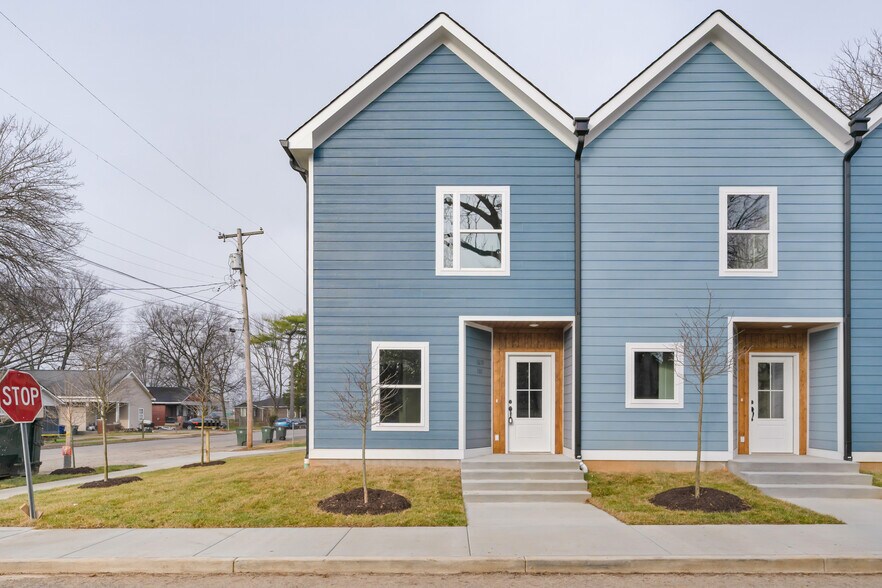 Building Photo - 1619 S Highland Park Ave