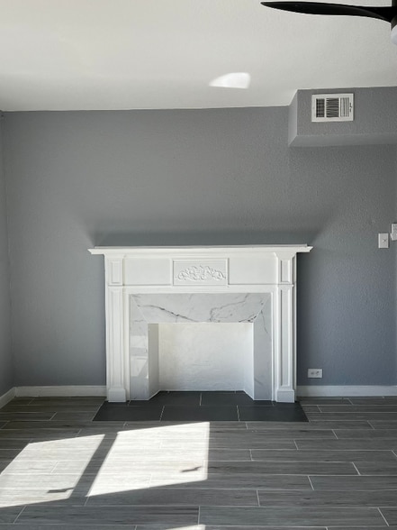 Building Photo - 2223 Gorman Ave