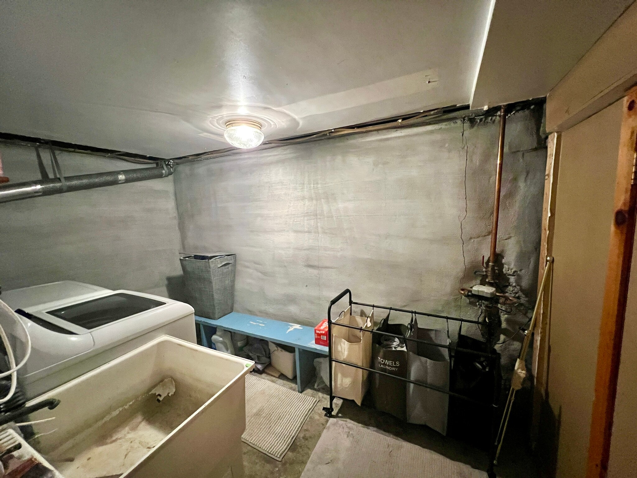 Building Photo - 210 Bucholz Ct