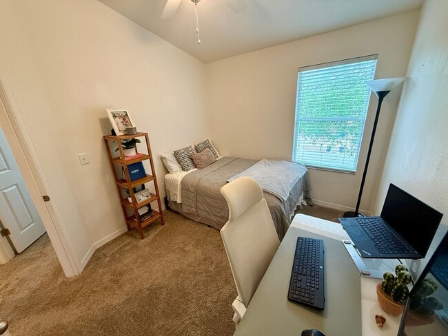 Building Photo - Sawgrass Village Townhomes 3/2.5/1 - Friendly Neighborhood lifestyle