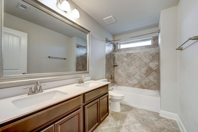 Building Photo - 3602 Bosc Dr