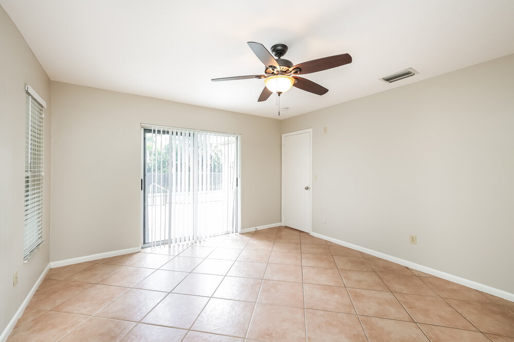 Building Photo - 349 Bay Meadows Dr