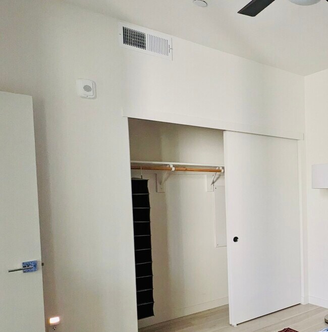 Building Photo - 2431 Cleat Ln