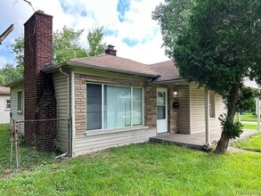 Building Photo - 29618 Grandview St