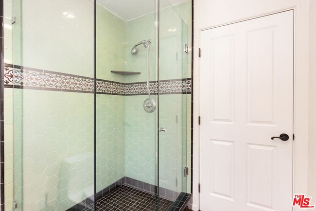 Building Photo - 2316 Washington Ave