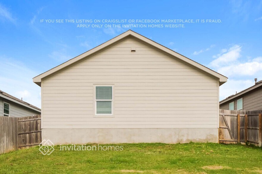 Building Photo - 5722 Leon Pl