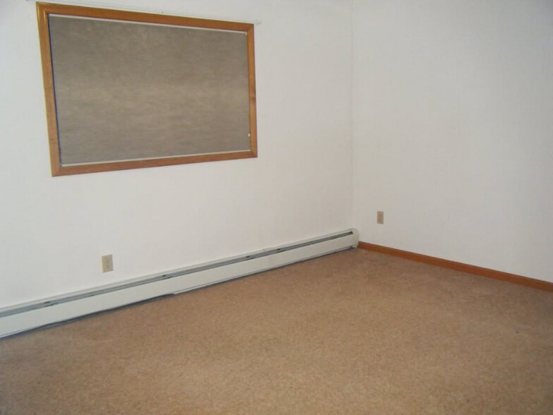 Building Photo - 921-923 S Kelley Rd