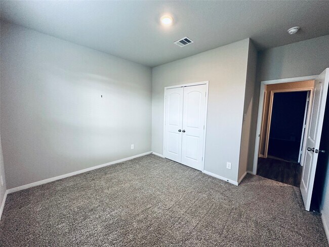 Building Photo - 1217 Antelope Passing Dr