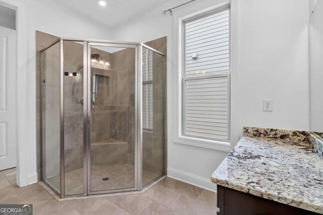 Building Photo - 408 Cottonwood Cir