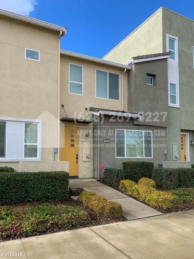 Building Photo - 3 br, 2.5 bath House - 3232 Bridgeway Drive -