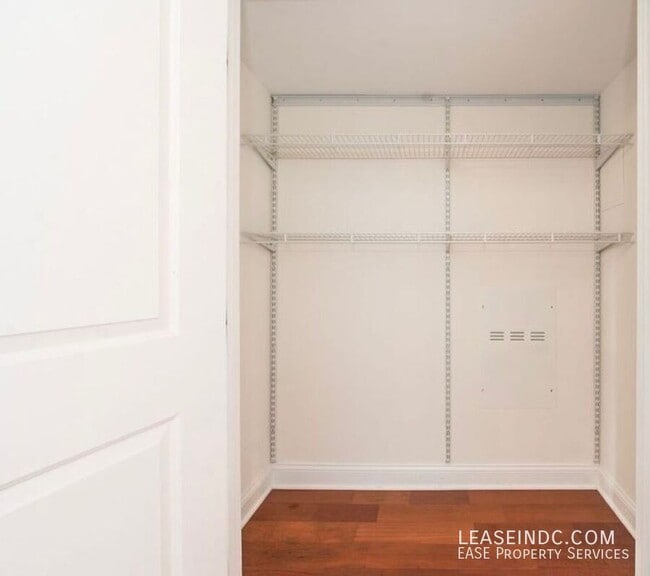 Building Photo - 1354 Euclid St NW