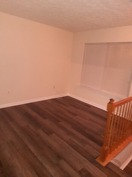 Building Photo - 2705 Claybrooke Dr