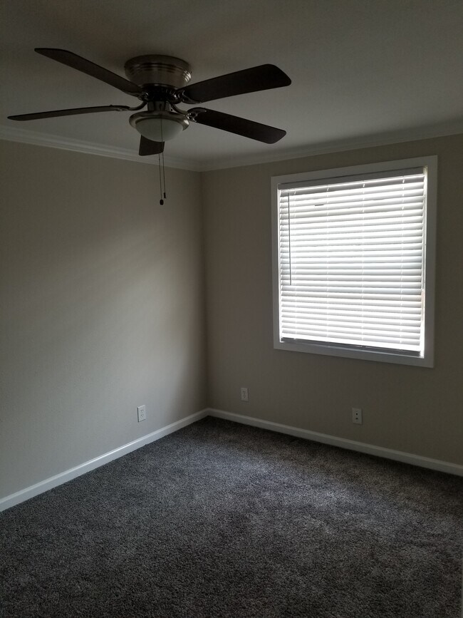 Building Photo - 14874 Acton Dr