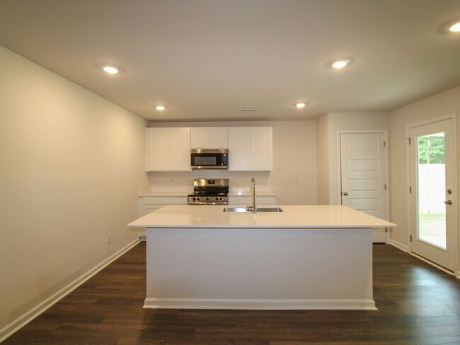 Building Photo - Brand-New Construction in Beautiful Sequoyah Cove – Owens Cross Roads!