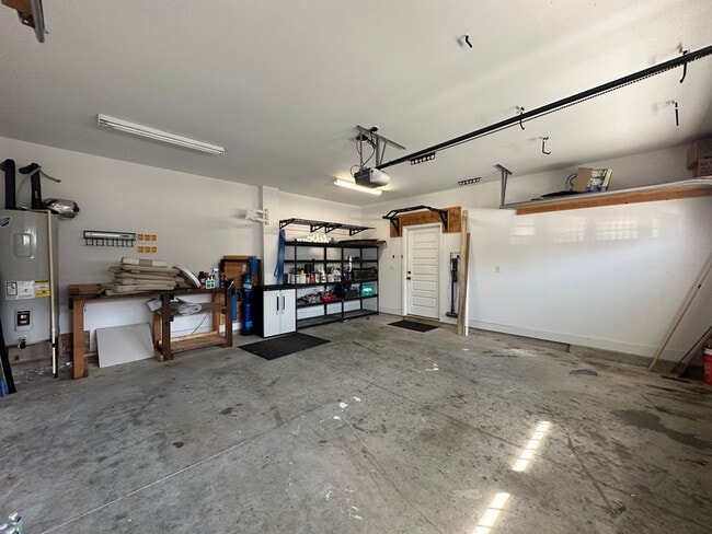 Building Photo - 238 E Ivybridge Dr